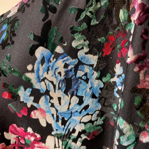 Cathrines Womens Velvet Blouse Floral Keyhole Neckline Shirt Plus Size 4X u - Picture 6 of 11